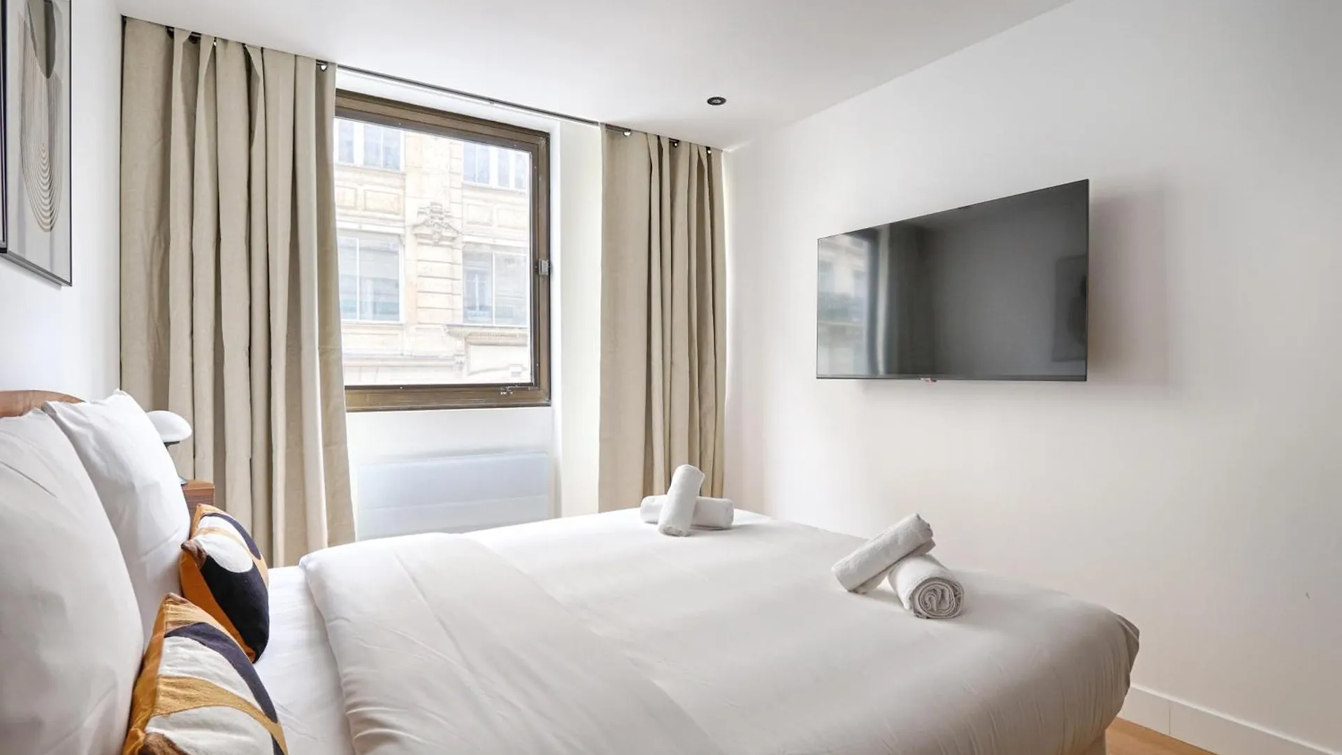 Sentier Historical Center Luxury & Design Apartment 2Br Paris